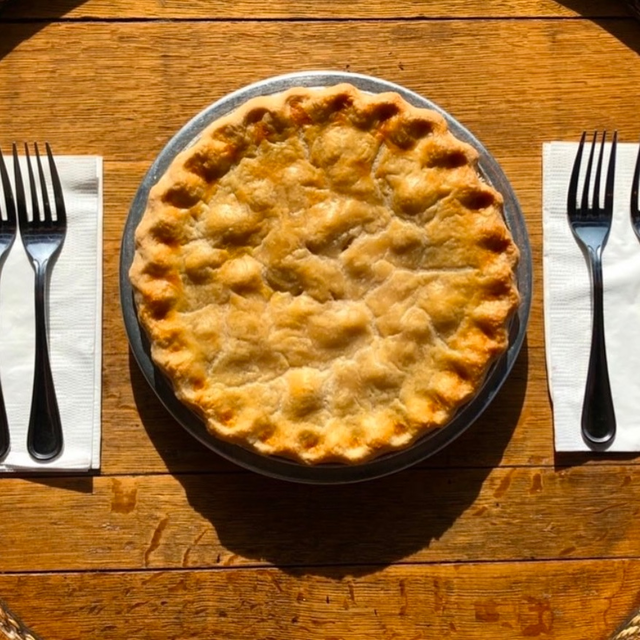 9” Veggie Pot Pie – Served Frozen (T).