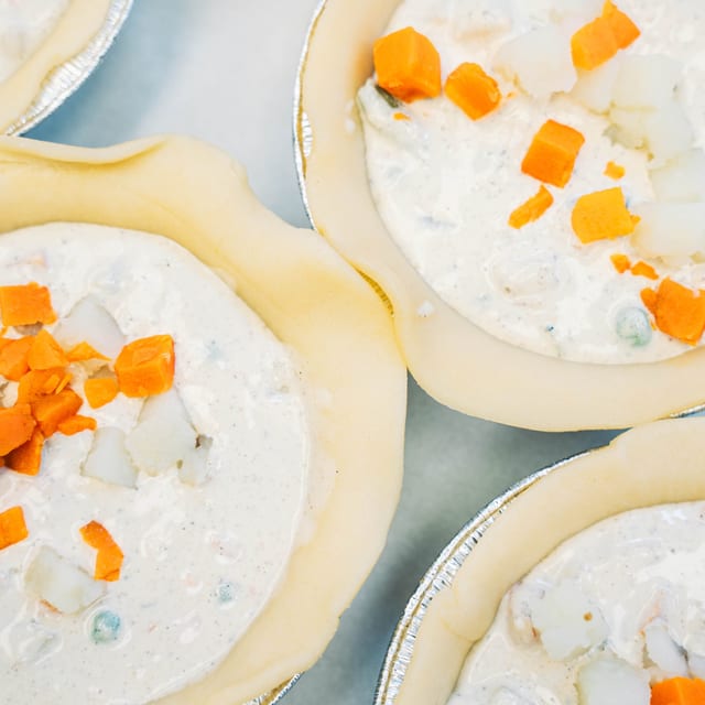 Veggie Pot Pie - 9" Family Size.