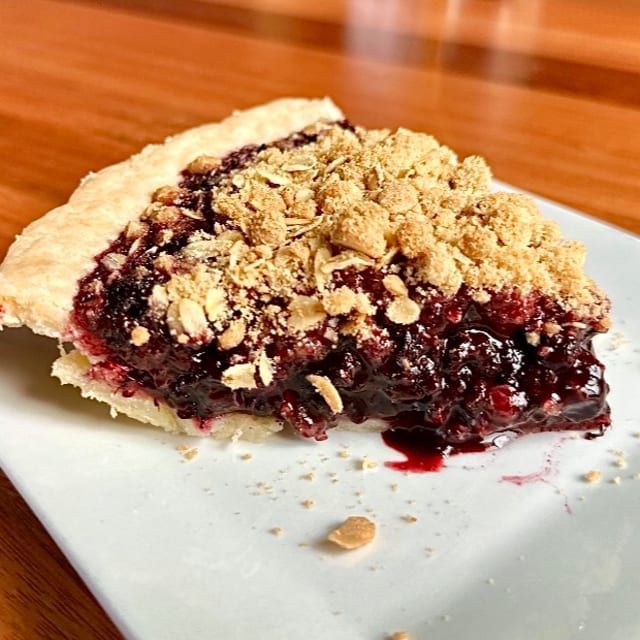 GF/V Black & Blue Crumble - Slice (Avail Through Sat 8/1).