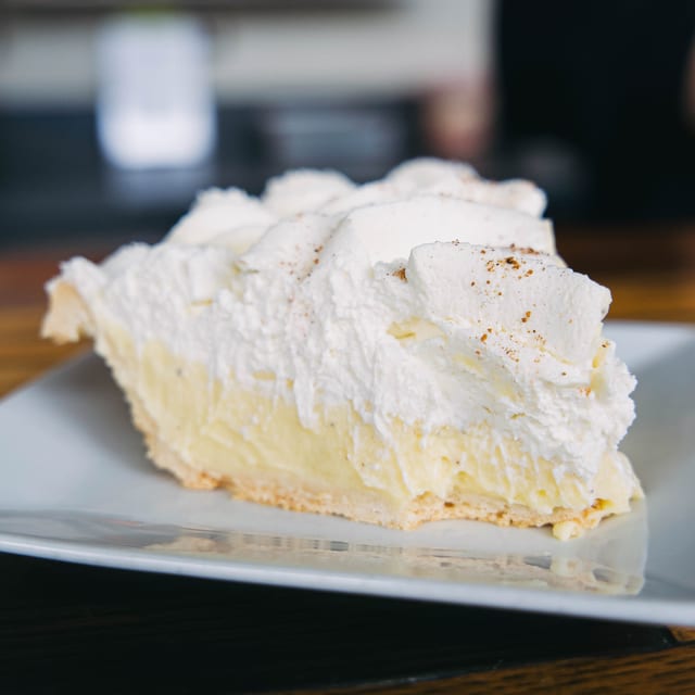 *9" GF Spiked Eggnog - Whole (C).