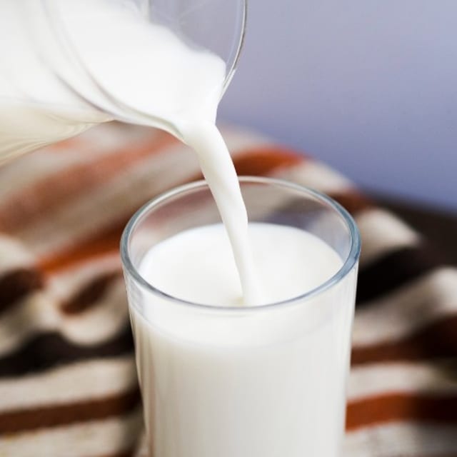 Milk (Whole).