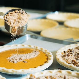 *9" GF/Vegan Pumpkin Walnut (T)