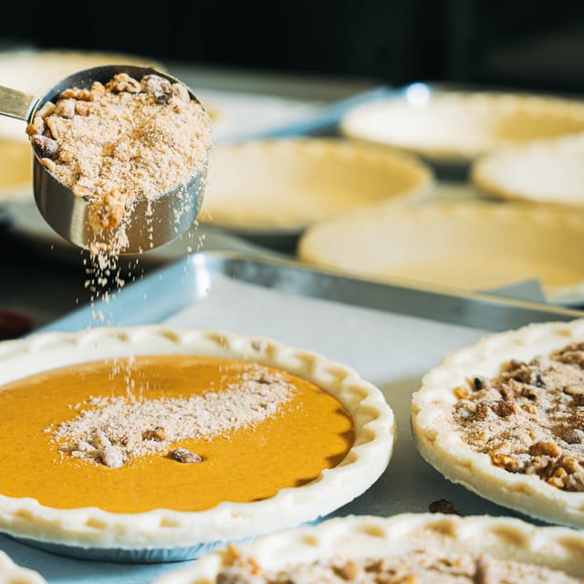 *9" GF/Vegan Pumpkin Walnut - Whole (T).