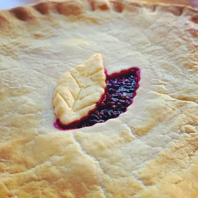 *9" GF Blackberry - Whole (T).